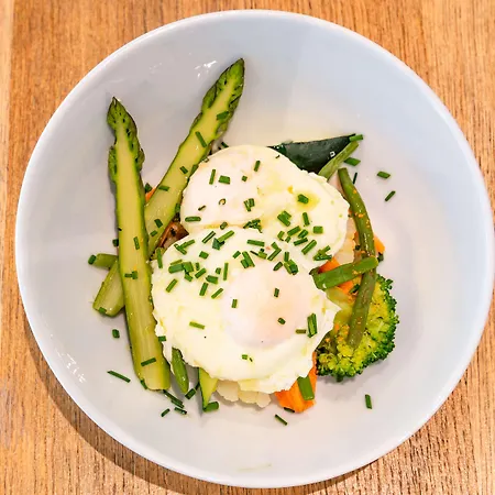 Travelodge Bcn Cornella Fira 酒店 科尔内拉德罗布雷加特