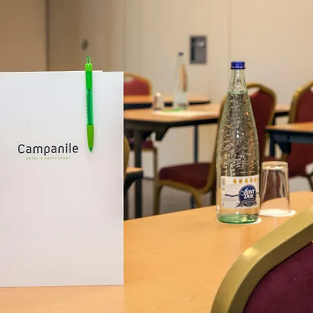 Travelodge Bcn Cornella Fira 호텔