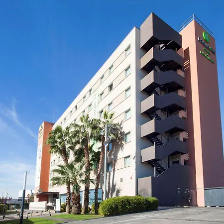 Travelodge Bcn Cornella Fira 호텔 코르네야 데 요브레가뜨