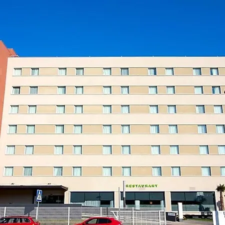 Travelodge Bcn Cornella Fira Cornellà de Llobregat