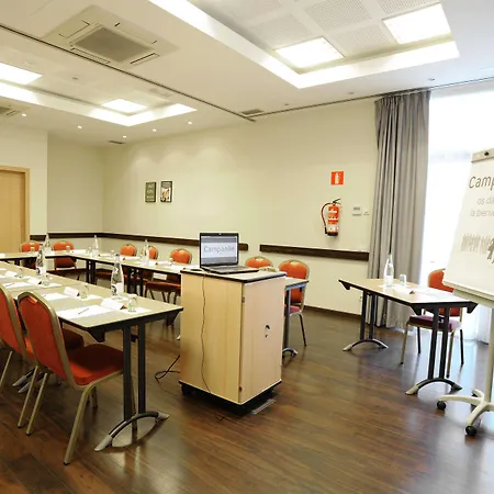 Travelodge Bcn Cornella Fira Hotel Cornella de Llobregat