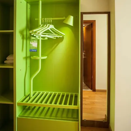 Travelodge Bcn Cornella Fira Hotel 3*